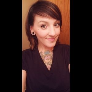 Meet your Posher, Carly